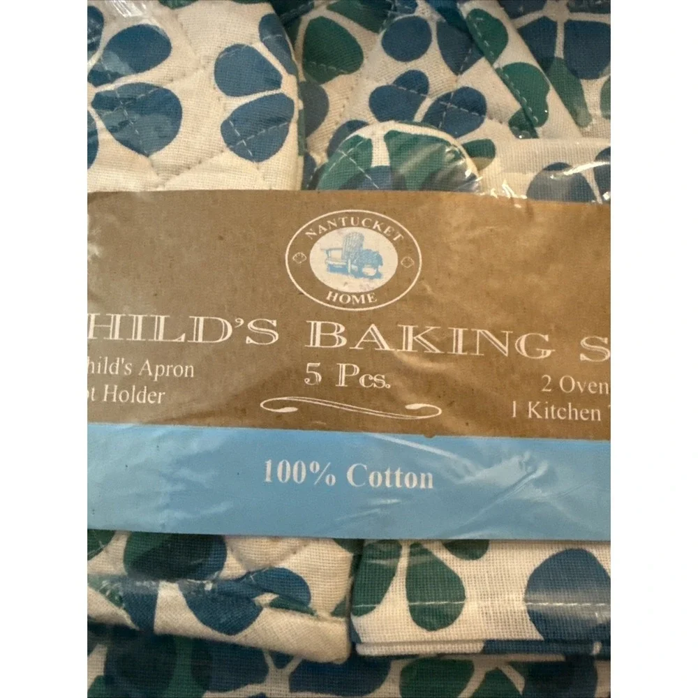 Nantucket Home 5 Piece Child's Baking Set Apron Oven Mitts Pot Holder Towel NEW
